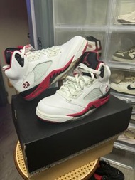 (US8.5) Air Jordan 5 Retro Fire Red Black Tongue (2013)