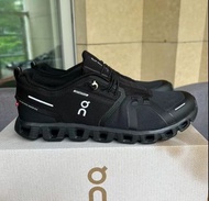 On Running Cloud 5 Waterproof black防水黑