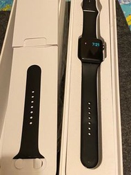 二手 Apple Watch Series 3 42mm 齊盒 配件及充電