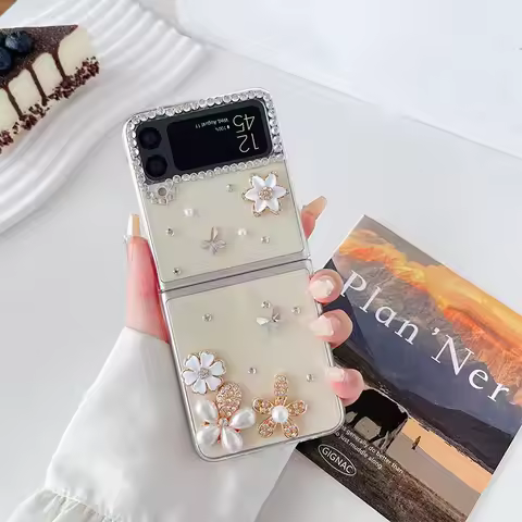 For Motorola Razr 40 Moto Razr40 Ultra Luxury Diamond Pearl Heart Flower Phone Case Cover