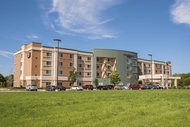 Courtyard by Marriott Milwaukee Airport