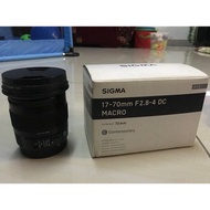SIGMA 17-70mm f2.8-4 DC MACRO OS HSM Canon mount.