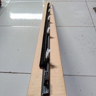 WEATHER STRIP / KARET PELIPIT KACA XENIA DEPAN KIRI (FR/LH) PER BIJI