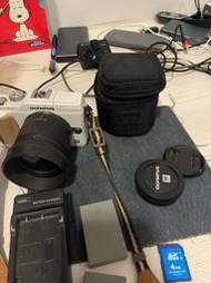 奧林巴斯Olympus E-PL2 白 單機身 M43系統 附兩顆電池充電器記憶卡功能正常個人保固七天