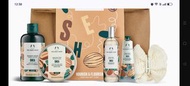 The body shop Nourish & Flourish shea big gift case 乳木果身體護理尊貴禮盒