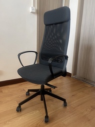 IKEA-MARKUS office chair, Vissle dark grey, Medium黑色網布高背人體工學辦公椅