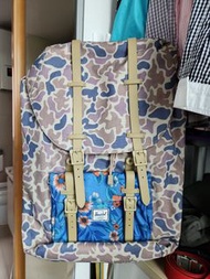 Herschel 背囊