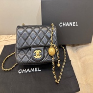 Chanel  金球方胖（17公分）黑金 晶片款