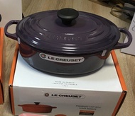 Le Creuset Cassis 橢圓形鑄鐵鍋