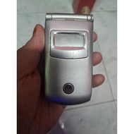 MOTOROLA T720 Handphone klasik. Handphone lama. Handphone rare.