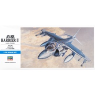 Hasegawa 00449 1/72AV-8B Harrier ll (U.S.M.C. Attacker)