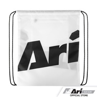 ARI ESSENTIAL GYMSACK - WHITE/BLACK  กระเป๋า Gymsack อาริ กราฟฟิค สีขาว