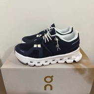 On昂跑 Cloud 6 兒童跑鞋