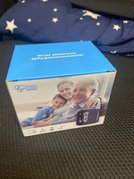 Intelli System 手腕式電子血壓計