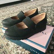 Kasut ijmal adeena hitam saiz 38