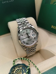 ROLEX 勞力士 36mm 126234-0029 Oyster Perpetual Datejust 36腕錶白色黃金及蠔式鋼款，搭配鑲鑽銀色錶面及紀念型（Jubilee）錶帶。
