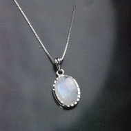 斯里蘭卡月光石925純銀吊墜項鍊 | 藍光月光石水晶頸鏈