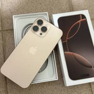 iPhone 16 pro max 256 gb。