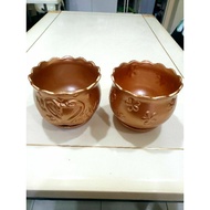 Ceramic gold pot.17cm × 14cm H.