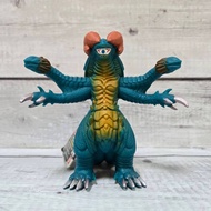 < GTS > BANDAI Ultraman Monster Soft Rubber 92 Petrochemical Warcraft Gagolgon 236924