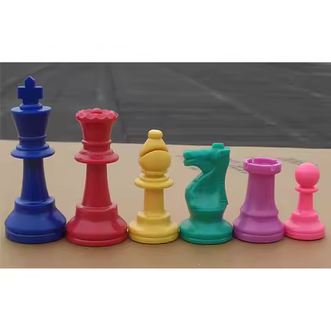 Colorful Plastic Chess Pieces 17Pcs Chess Half Set King Height 97 mm Chess Game Standard Medieval Ch
