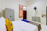SPOT ON 93245 Guest House Mulia Dua Syariah