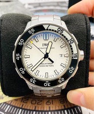 IWC 萬國海洋系列 Aquatimer 2000 IW356805 罕有白面2010年全套停產款跟原廠鋼帶及原廠黑色膠帶，一錶兩載！