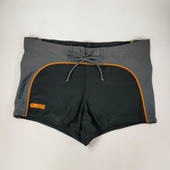 Arena男士平腳泳褲/ size: 32