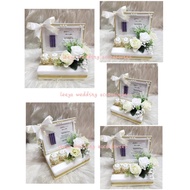 gubahan frame mas kahwin(5r),2pc bekas cincin,wording,3pc duit replika(cream white)