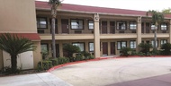 Red Roof Inn & Suites Houston - Humble/IAH Airport