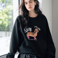 黑色 穿雨靴的修狗 圓領可愛小狗大學T 字母印花衛衣