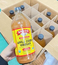 พร้อมส่งที่ไทย Bragg Apple cider Vinegar ของเเท้นำเข้าจาก USA  ส่งจากไทย มี อย มี 2 ขนาด 473 ml และ 946 ml บรากก์ นำ้ส้ม แอ๊ปเปิ้ล ไซเดอร์ หมดอายุปี คศ 2027