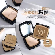 Maogeping 光感柔紗凝顏小金扇粉餅 11.5g