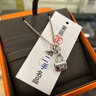 東區正精品㊣HERMES 愛馬仕 925 純銀康康包墜飾 T釦項鍊 RZ6073