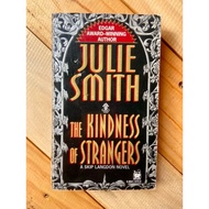 BOOKSALE : The Kindness of Strangers by Julie Smith