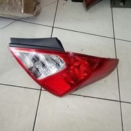 lampu belakang almera