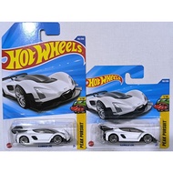 Hot Wheels Czinger 21C - Case P & Q 2025