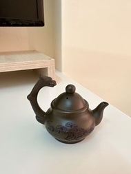 黑鐵砂手雕紫砂茶壺，1500度兩次窯燒製作，早期祖父輩製作留下來的茶壺收藏！喝茶實用，茶壺精美也適合收藏觀賞用#7