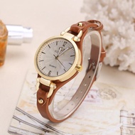 Women Casual Watches Round Dial Rivet PU Leather Strap Wristwatch Ladies Analog Quartz Watch Gift Fashion Luxury Wrist Watch SYUE