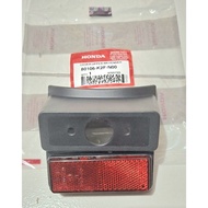 80106-K2F-N00 COVER UPPER RR FENDER TOP COVER REAR FENDER NEW SCOOPY FI K2F P...