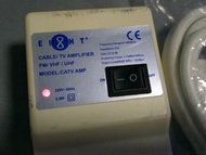 EIGHT HOME TV Amplifier 8仔電視訊號放大器 送訊號線及一分二轉頭 CATV AMP