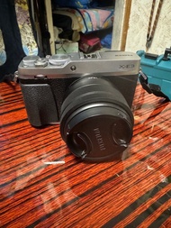 Fujifilm XE3 (no lens &amp; charger)包三舊電池。相機袋，買少見