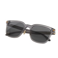 狀況極佳： TOM FORD TF1135-K Wellington 太陽眼鏡，灰色，尺寸 54□20 145mm，附盒子和眼鏡盒，義大利製造。
