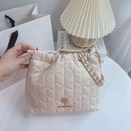 6 สี กระเป๋าสะพาย Lyn infinite 2024 งานขายดี ใส่ไอแพดได้ สีเขียว One