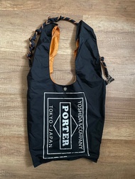 清櫃清位： 盛放 100%real購自jp made in jp 正版head Porter grocery bag 實用袋 環保袋A4 size 呎吋 會跟返原裝帶 有正常使用痕跡  勿議價