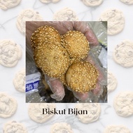 Biskut Tin / Timbang  Bijan / Sesame Biscuit