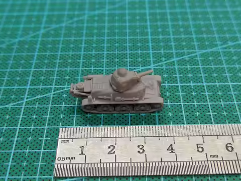 1/144 Scale Hotchkiss h39 tank MODEL KIT