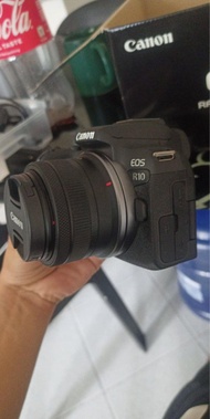 Canon EOS R10