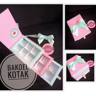CHOCOLATE BOX CHOCOLATE STACKING BOX