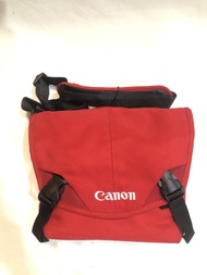 Tas Kamera Canon Merah Like New Baru Bekas